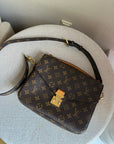 Louis Vuitton Pochette Métis