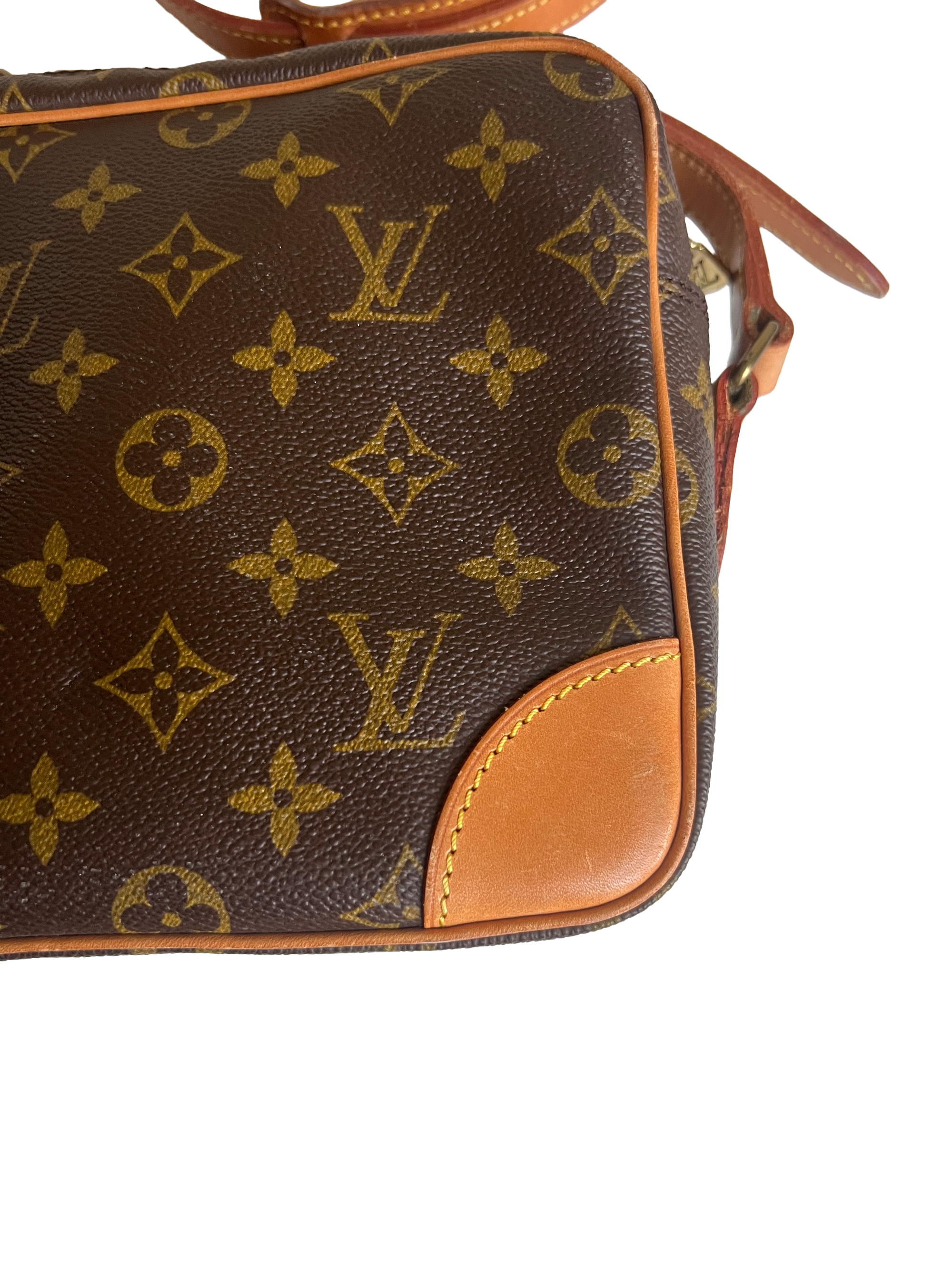 Louis Vuitton Trocadéro 27