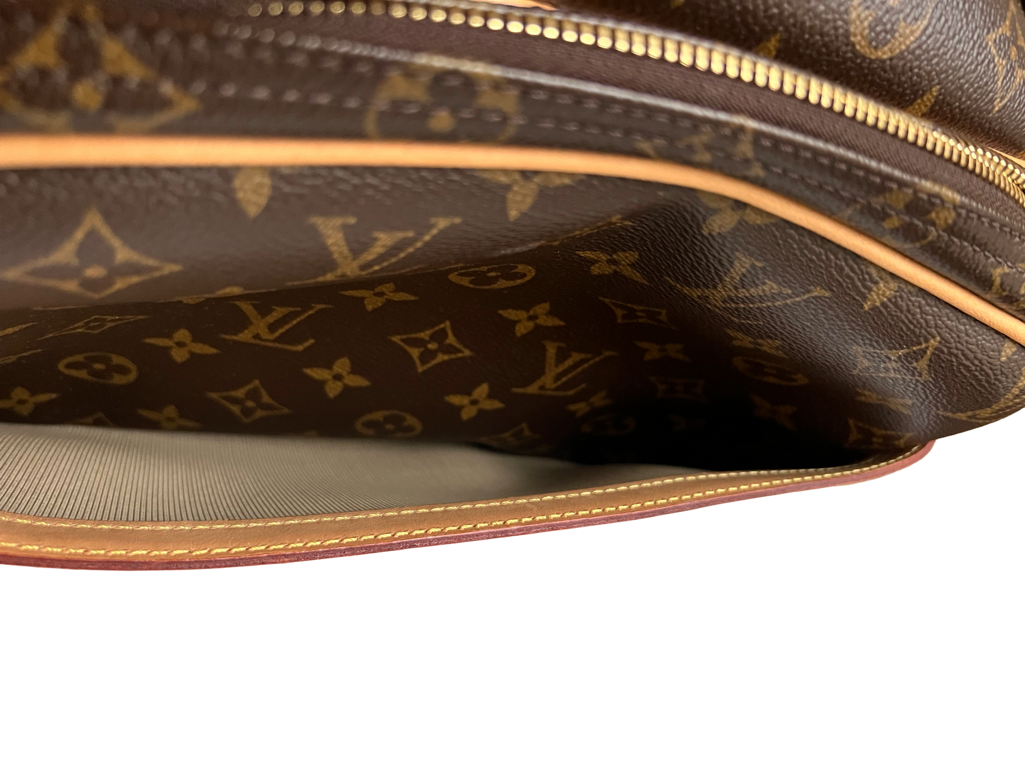 Louis Vuitton Reporter PM