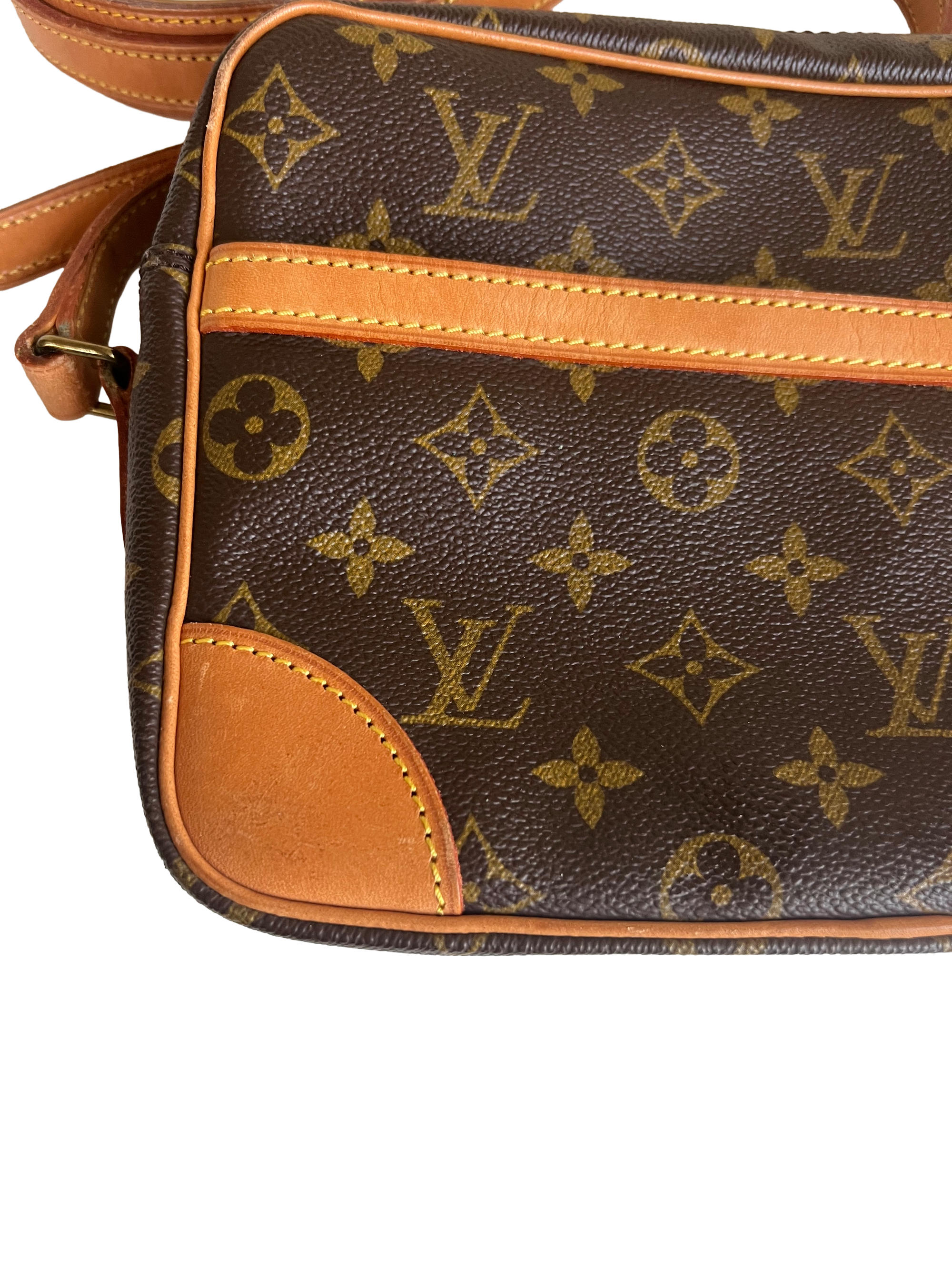 Louis Vuitton Trocadéro 27