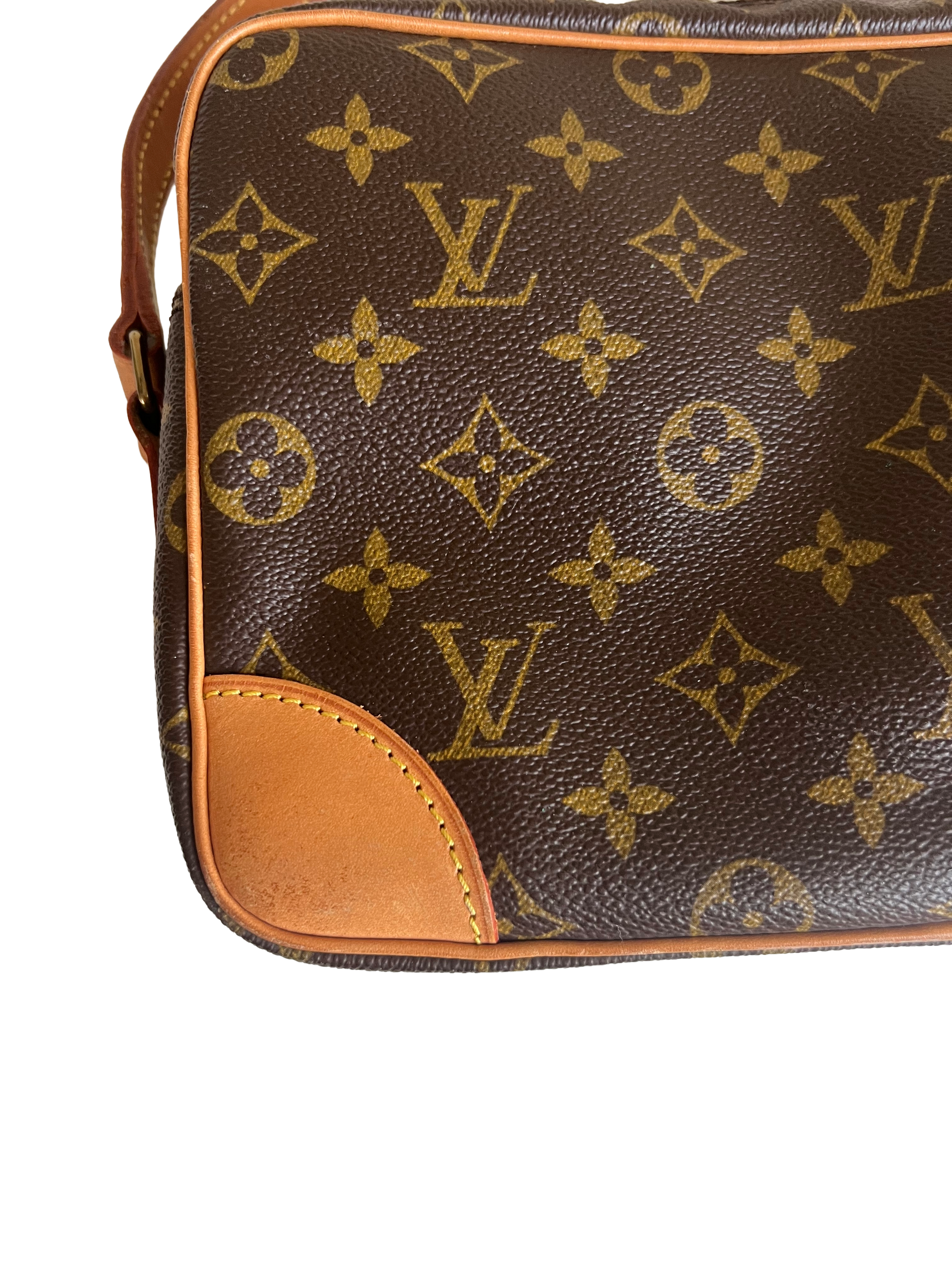 Louis Vuitton Trocadéro 27