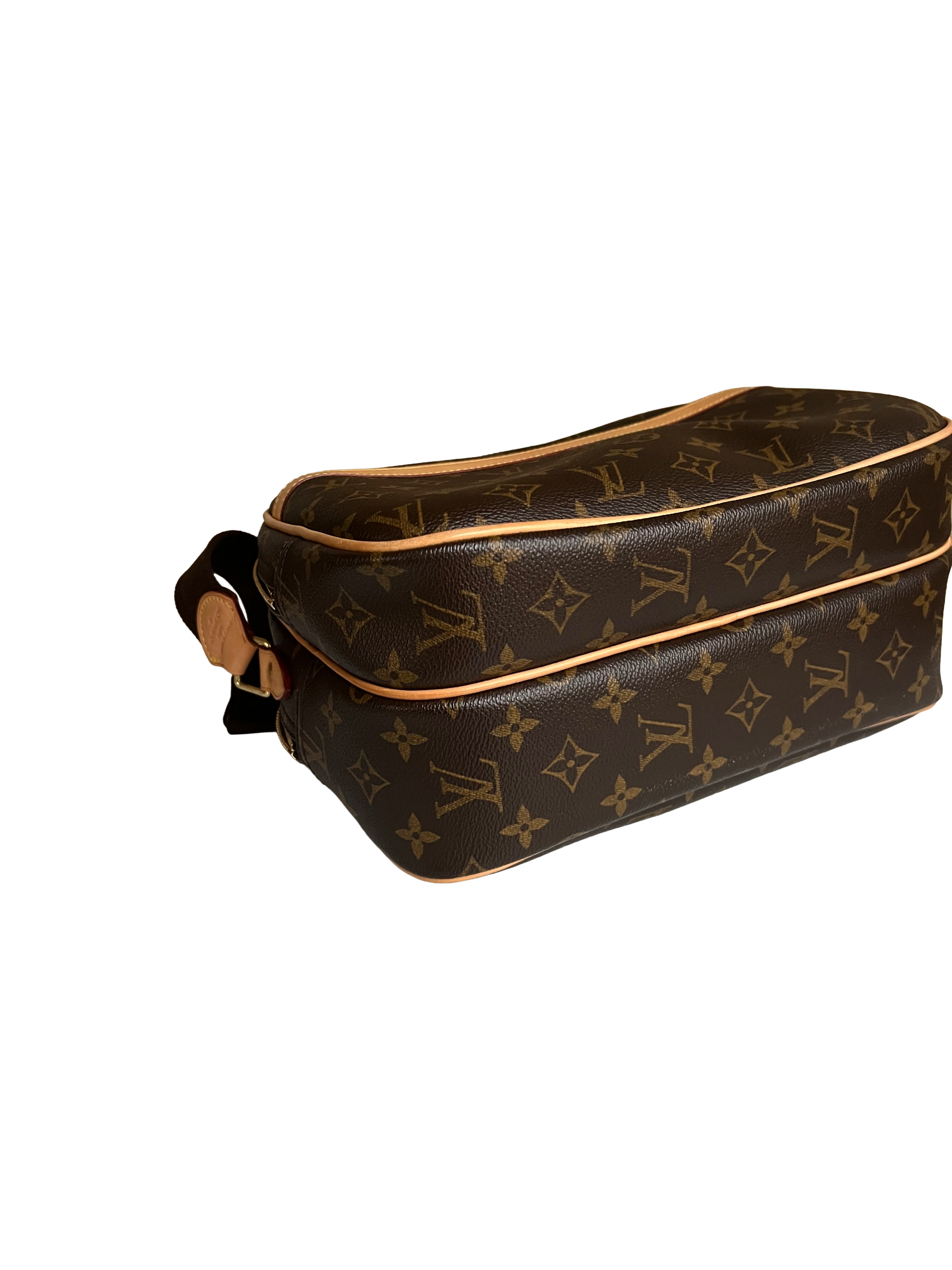 Louis Vuitton Reporter PM