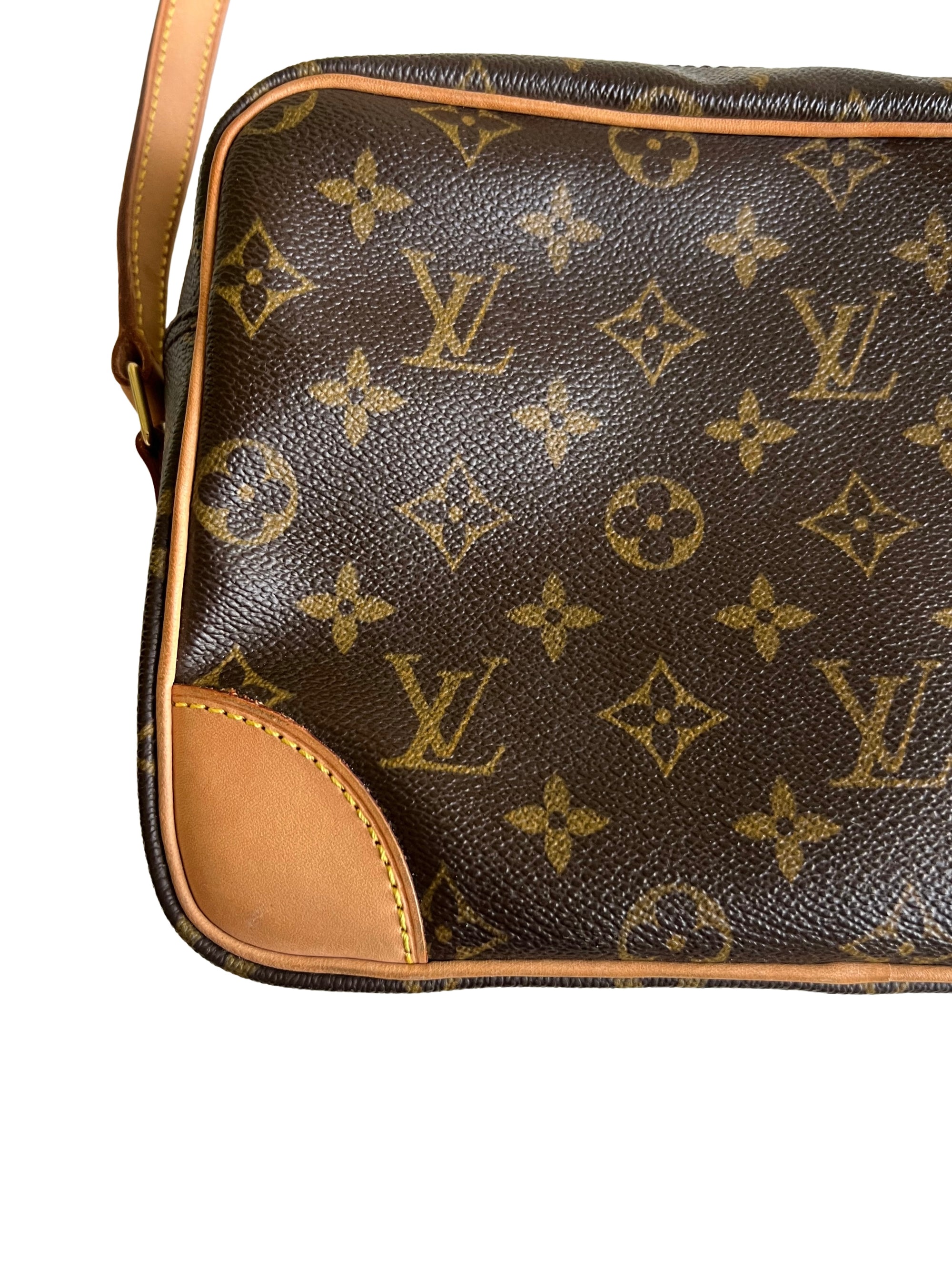 Louis Vuitton Trocadéro 27