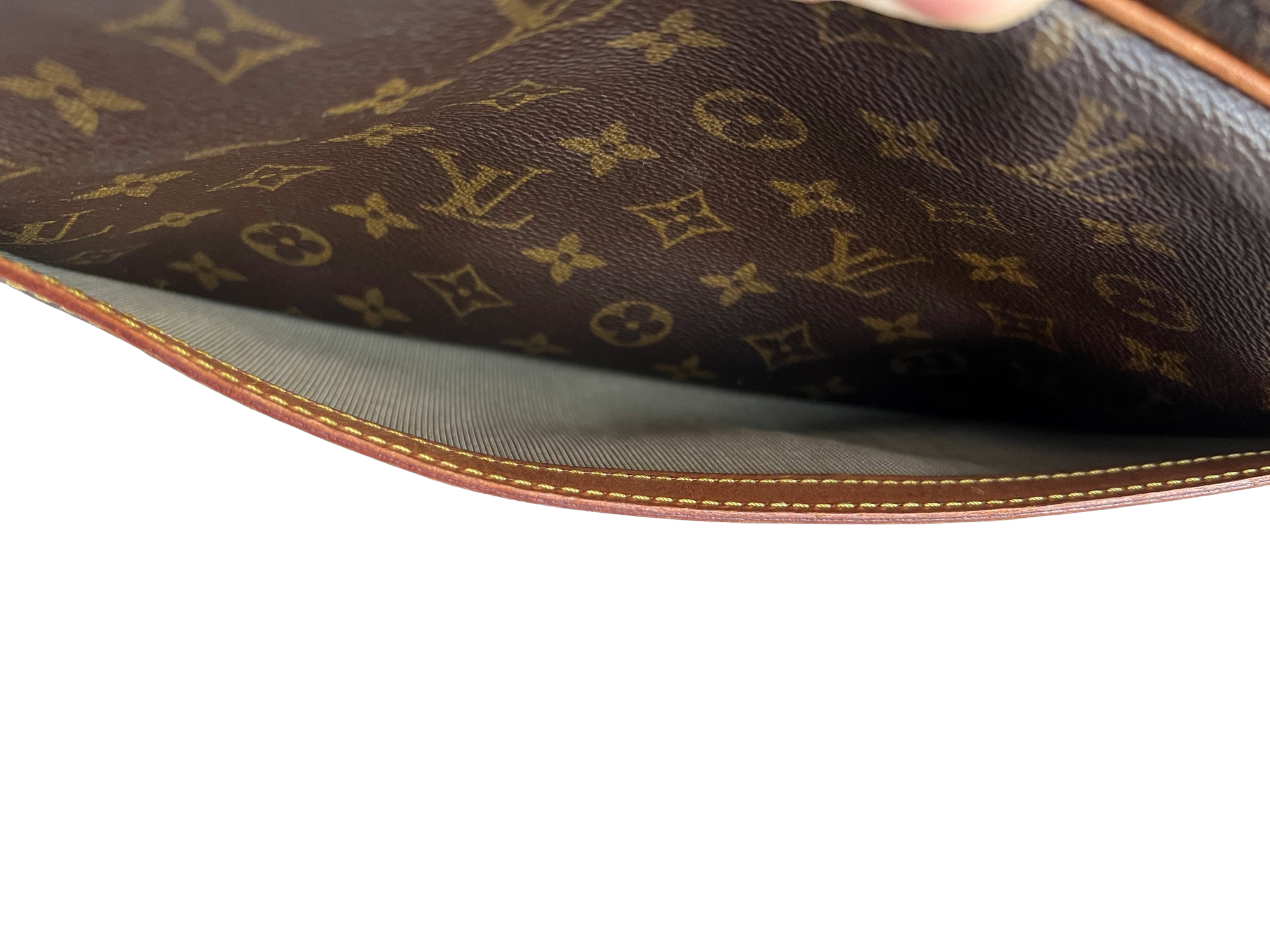 Louis Vuitton Reporter PM