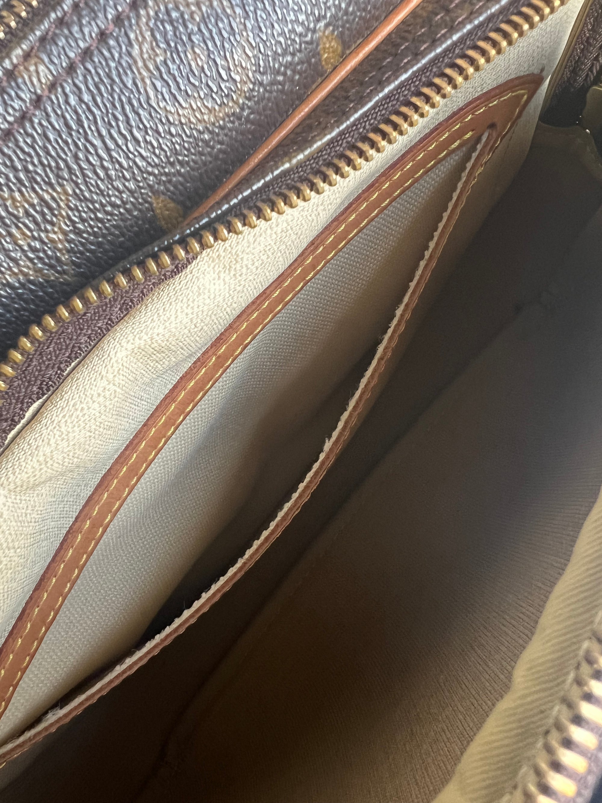 Louis Vuitton Reporter PM