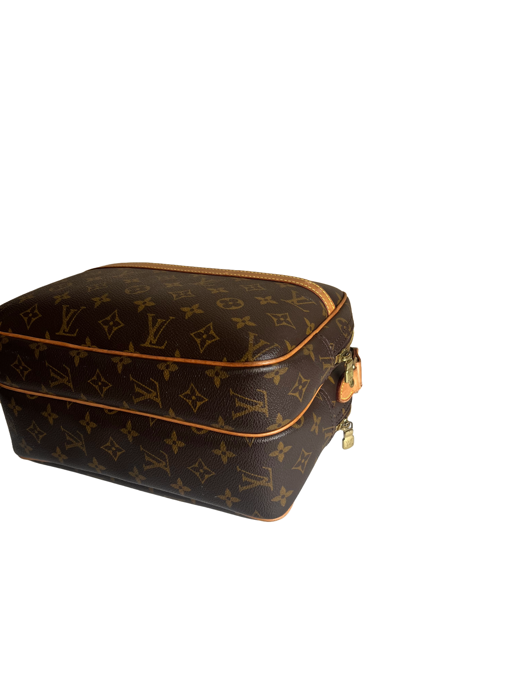 Louis Vuitton Reporter PM