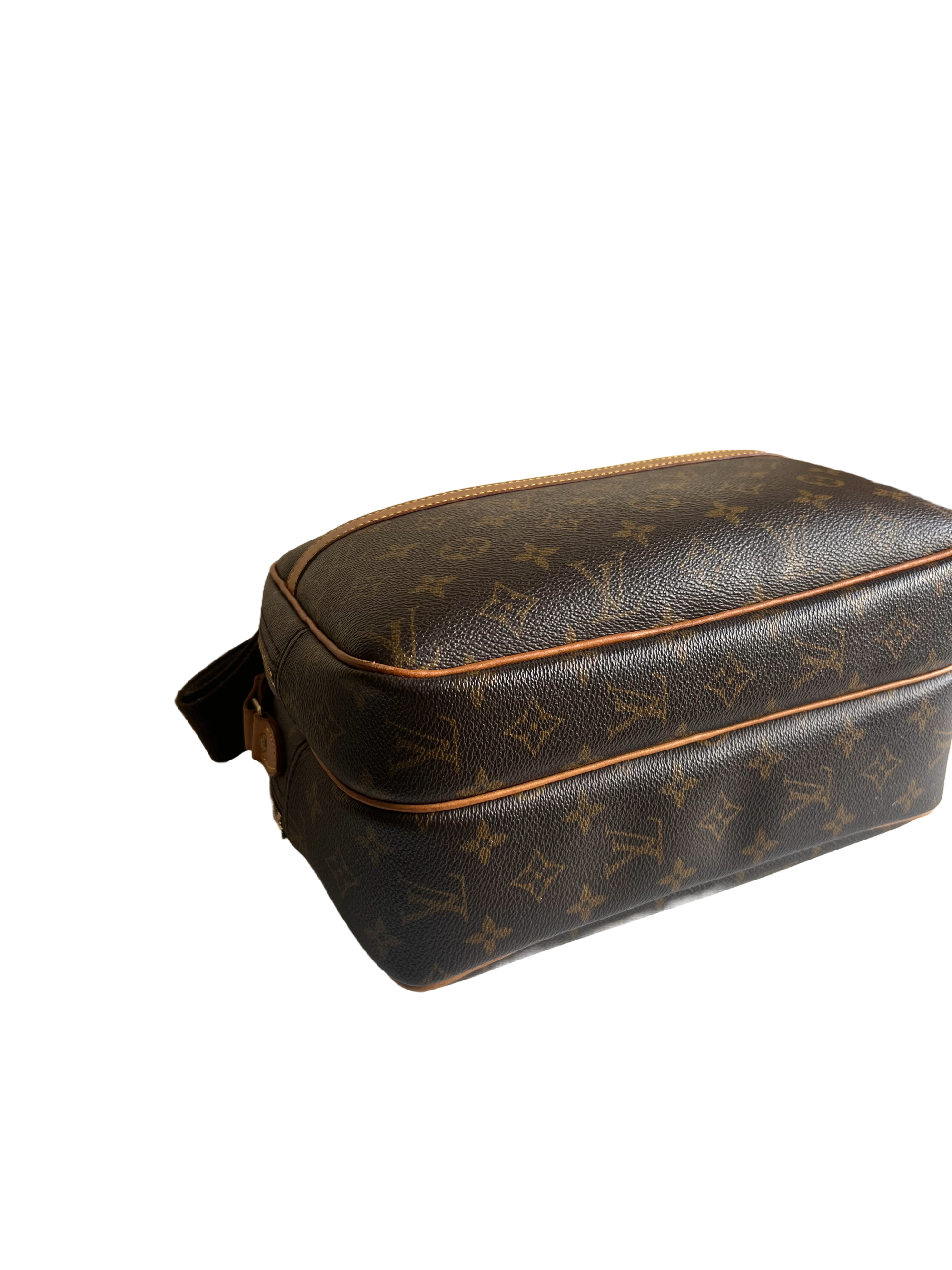 Louis Vuitton Reporter PM